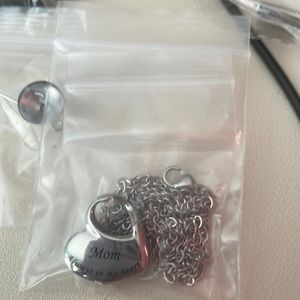 Mom always in my heart ashes necklace